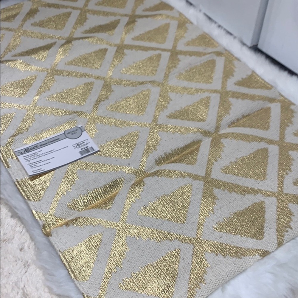 NEW Metallic Gold Accent Rug